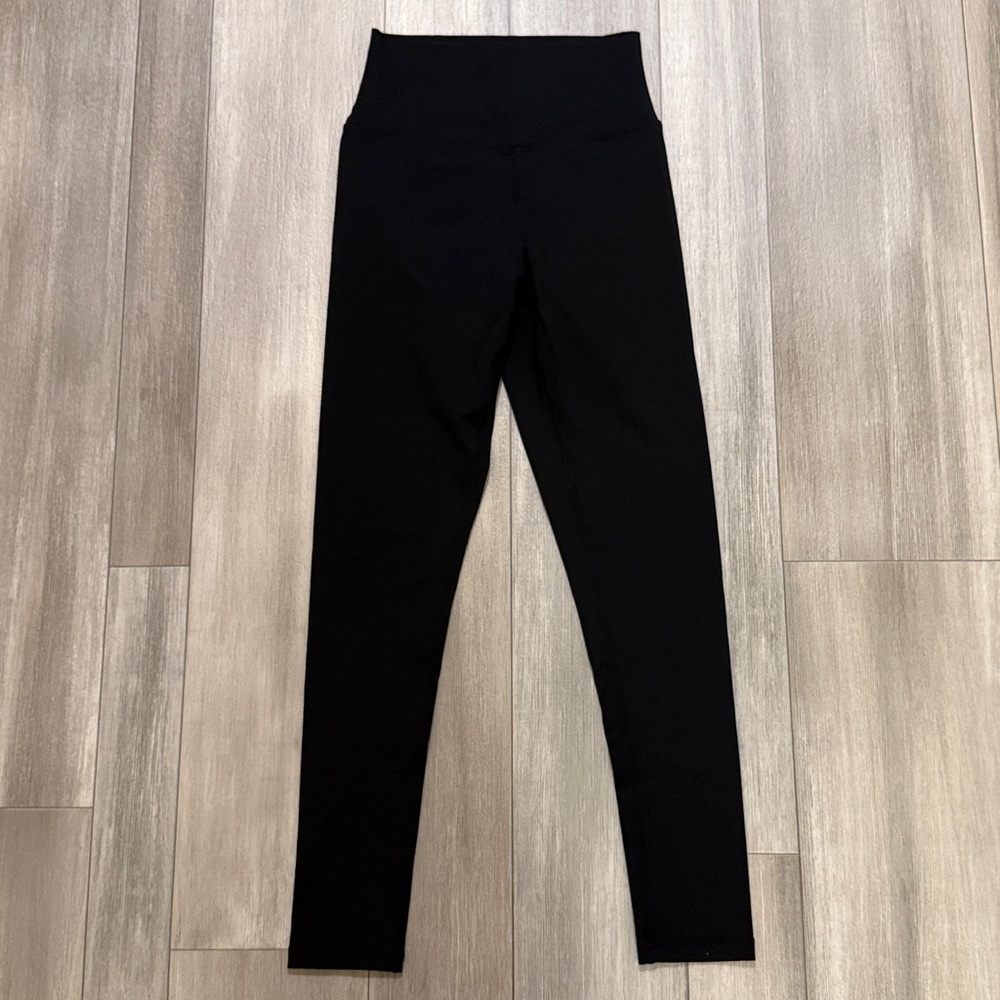 2 New Braziliara Leggings - Picture 7 of 11